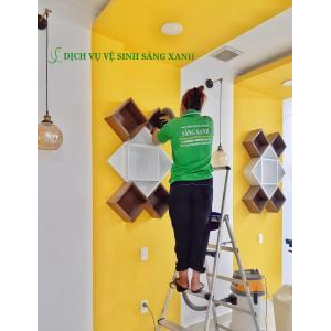 Sản phẩm và dịch vụ